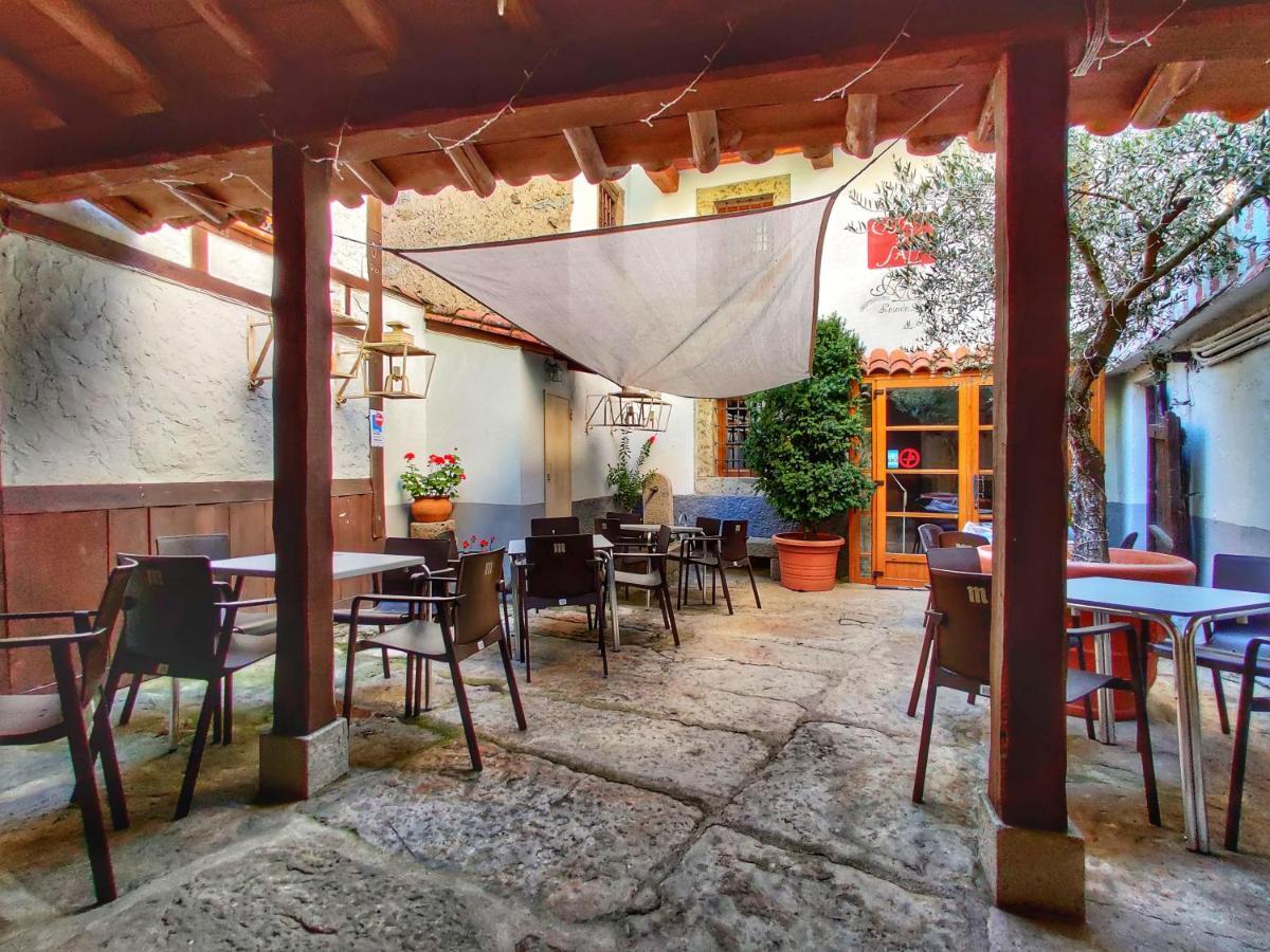 Posada Restaurante Casa De La Sal Candelario Exterior photo