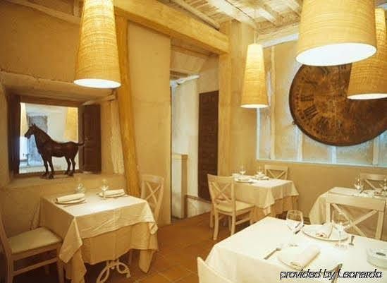 Posada Restaurante Casa De La Sal Candelario Exterior photo